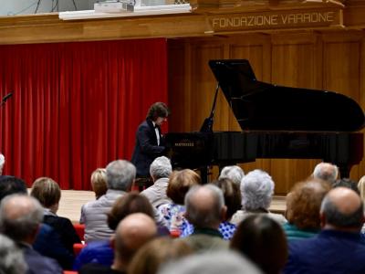 Emanuele Stracchi in concerto a San Giorgio